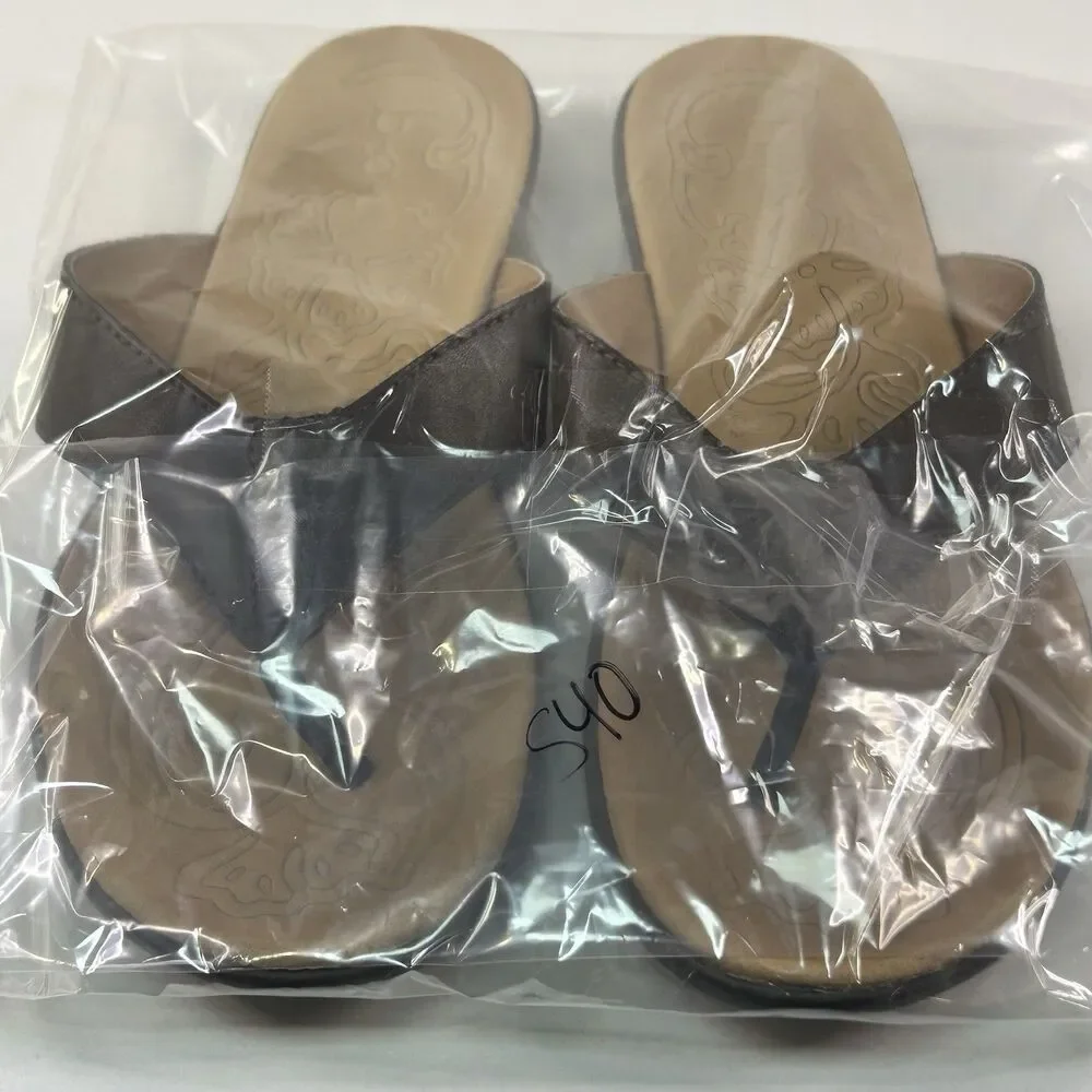 BOC Sandals Womens 8M Thong Flip Flops  Brown Faux Leather Casual - Picture 8 of 8